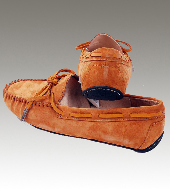 UGG Dakota 1650 Castagno pantofole